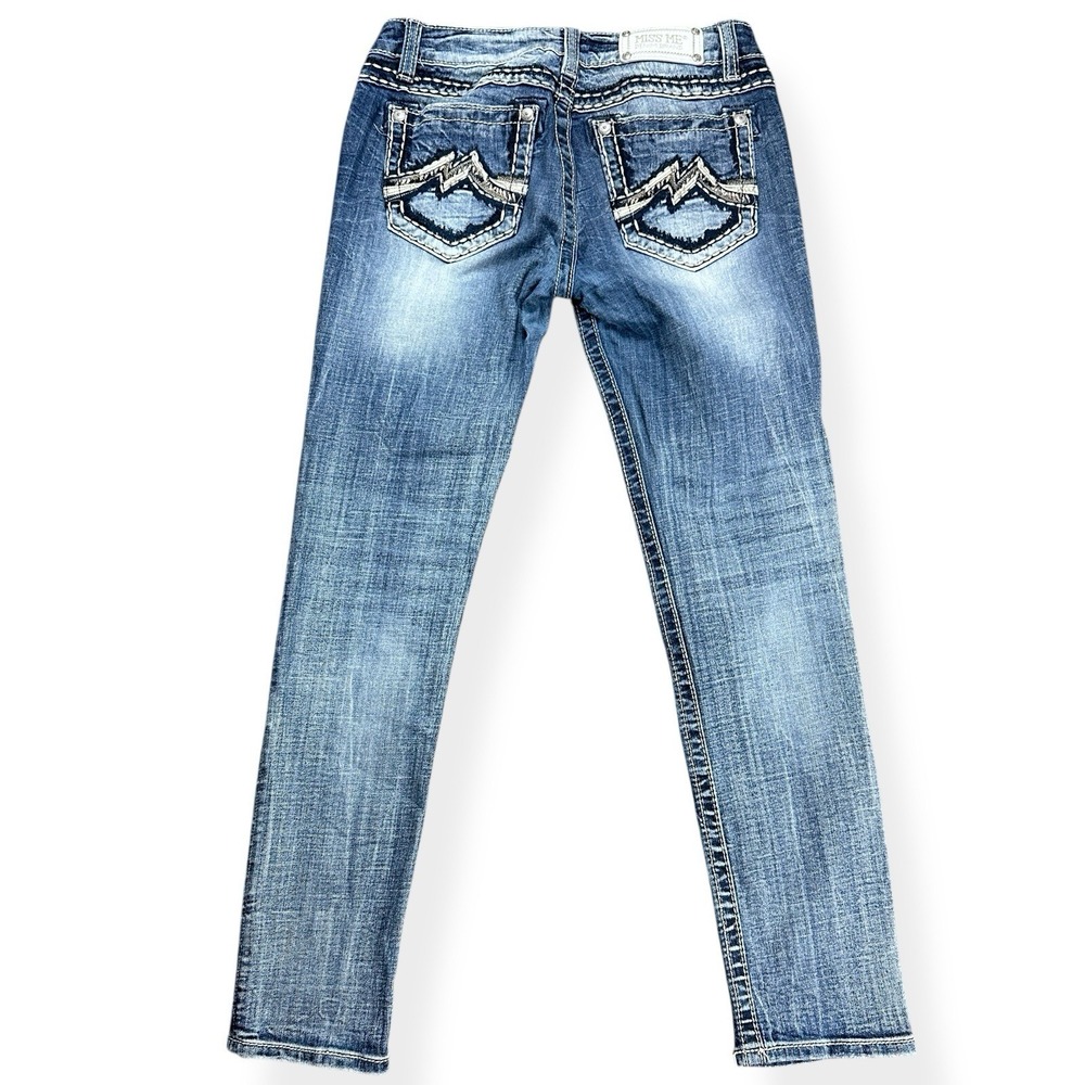 Miss Me Women's Ankle Cropped Jeans Distressed Embroidered Size 29 Blue Denim - Picture 2 of 15